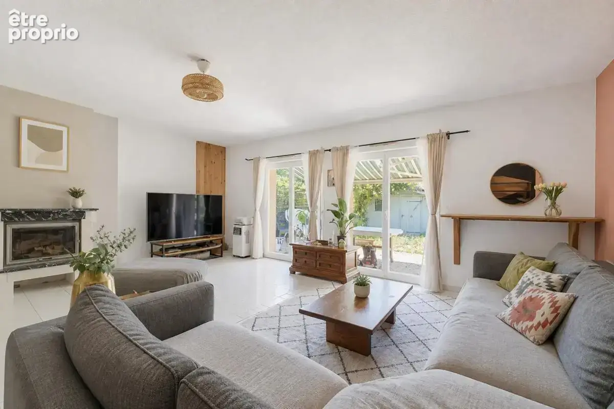 Maison de 5 pièces de 110 m² à Talence - photo 3
