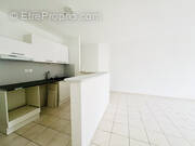 Appartement à LAMALOU-LES-BAINS