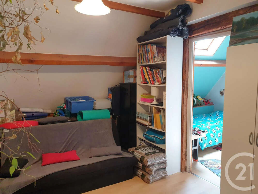 Maison 80 m² à Suilly-La-Tour  - photo 9