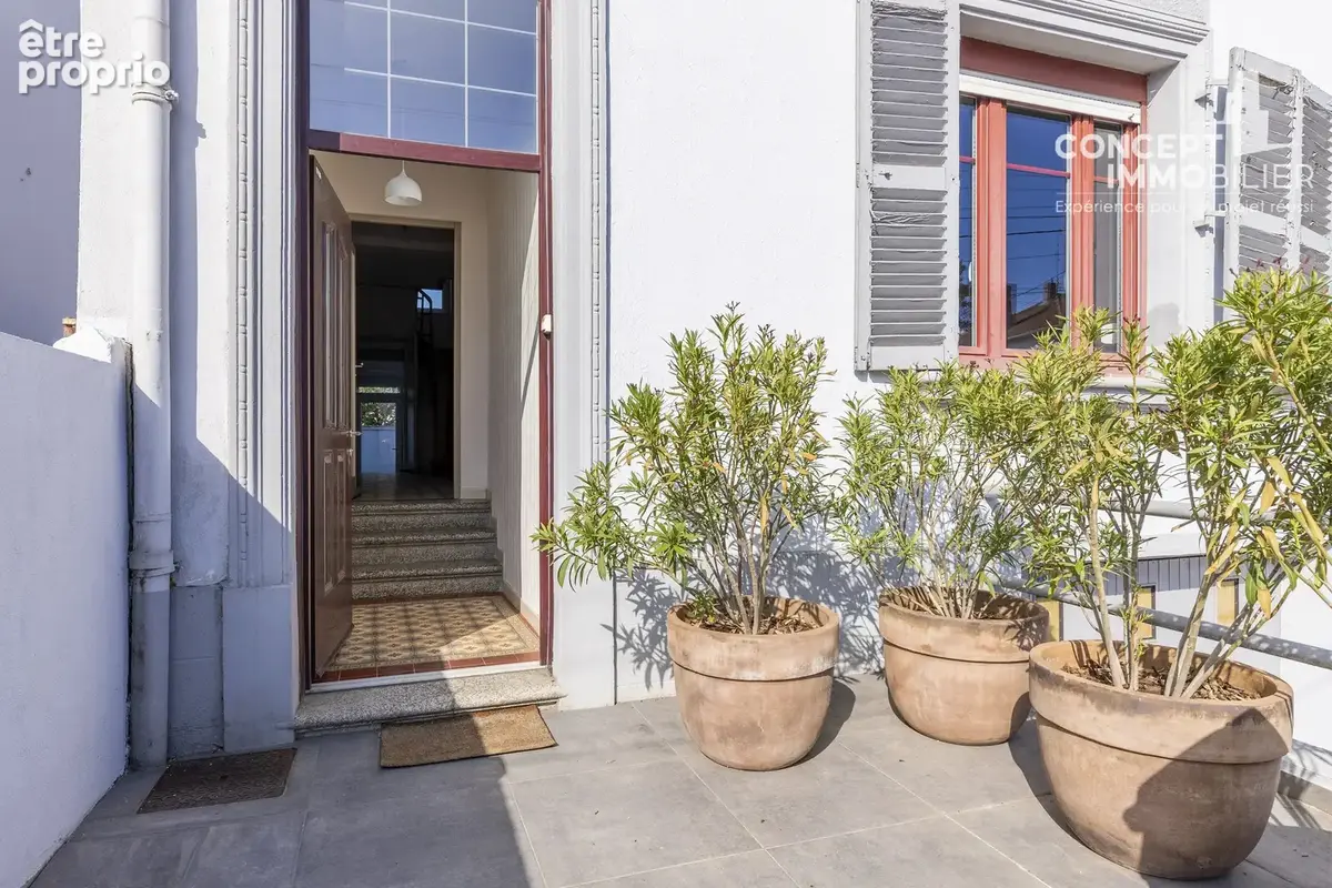 Maison de caractère – 180 m² – Terrasse et combles aménageables - photo 2