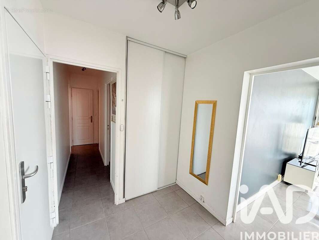 Photo 6 - Appartement à SARCELLES
