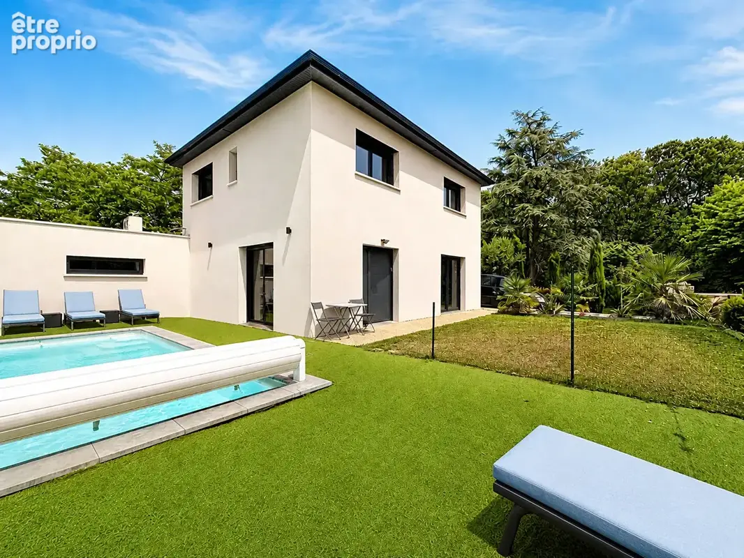 Collonges-au-Mont-d'Or - Maison T6 - 110 m² - Terrain - Piscine - photo 2