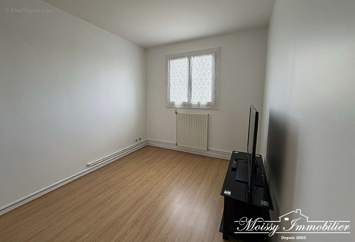 Appartement à MOISSY-CRAMAYEL