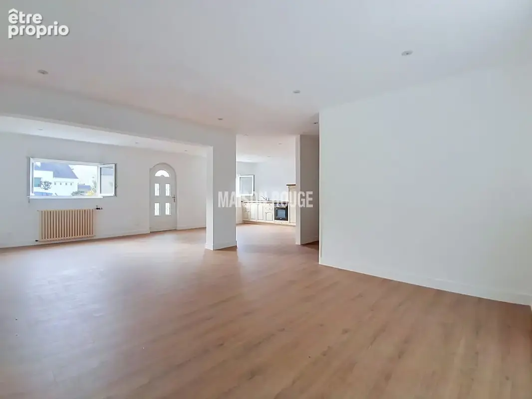 Coup de coeur à PLOUFRAGAN - Maison rénovée, au calme en impasse, avec garage, sous-sol complet et jardin clos - photo 2