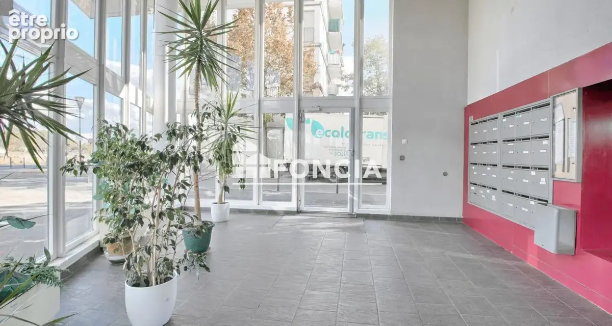 Appartement T2 - RER C et futur TZEN 5 - Vitry-sur-Seine - photo 11