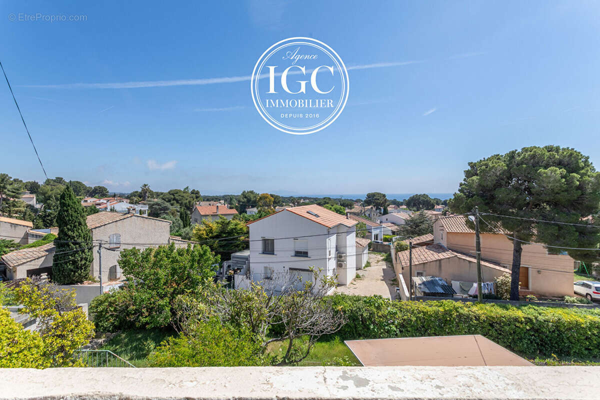 Appartement type 3 / 134 m²  / terrain 460 m² / 2 garages - photo 4