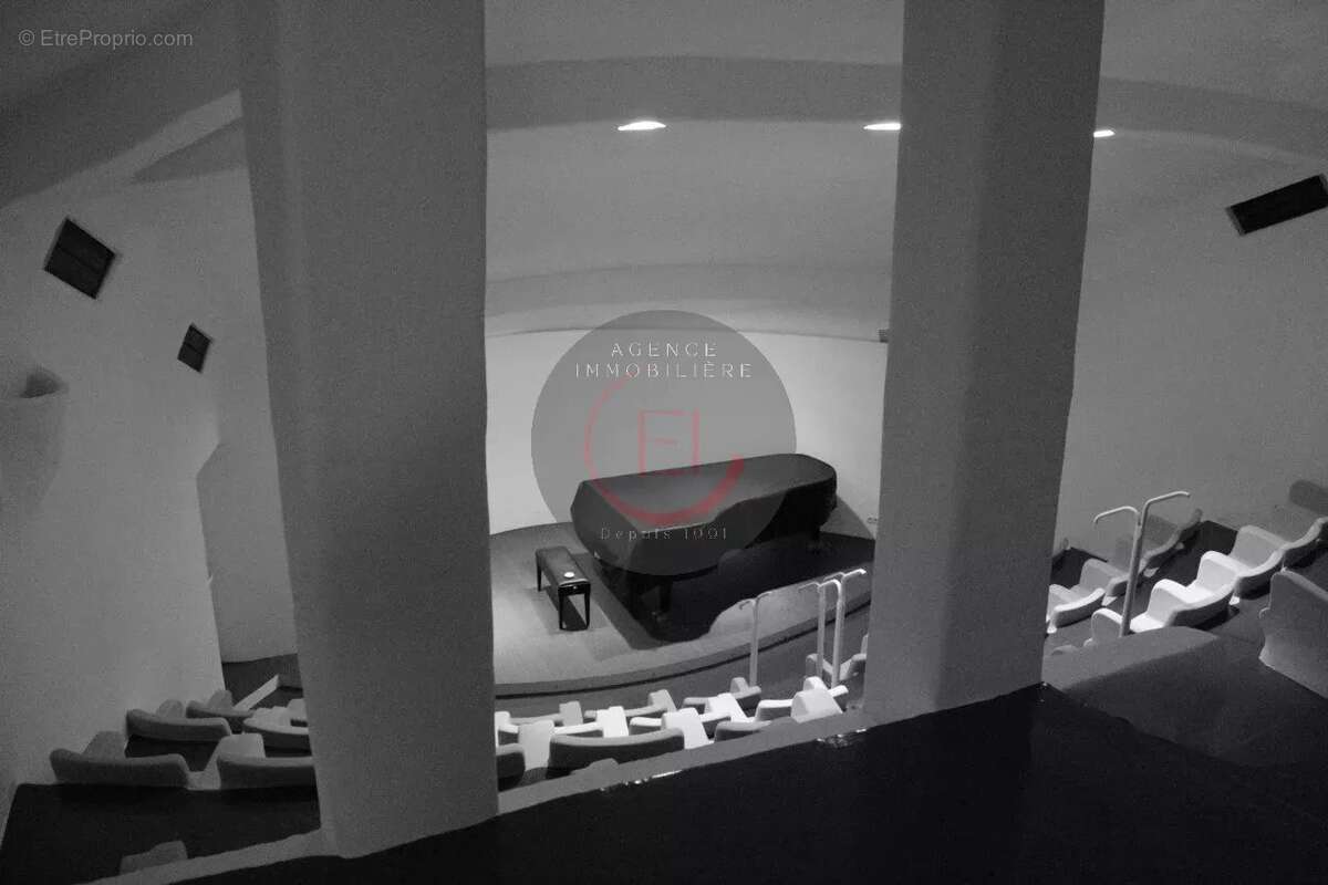 Maison à MANDELIEU-LA-NAPOULE