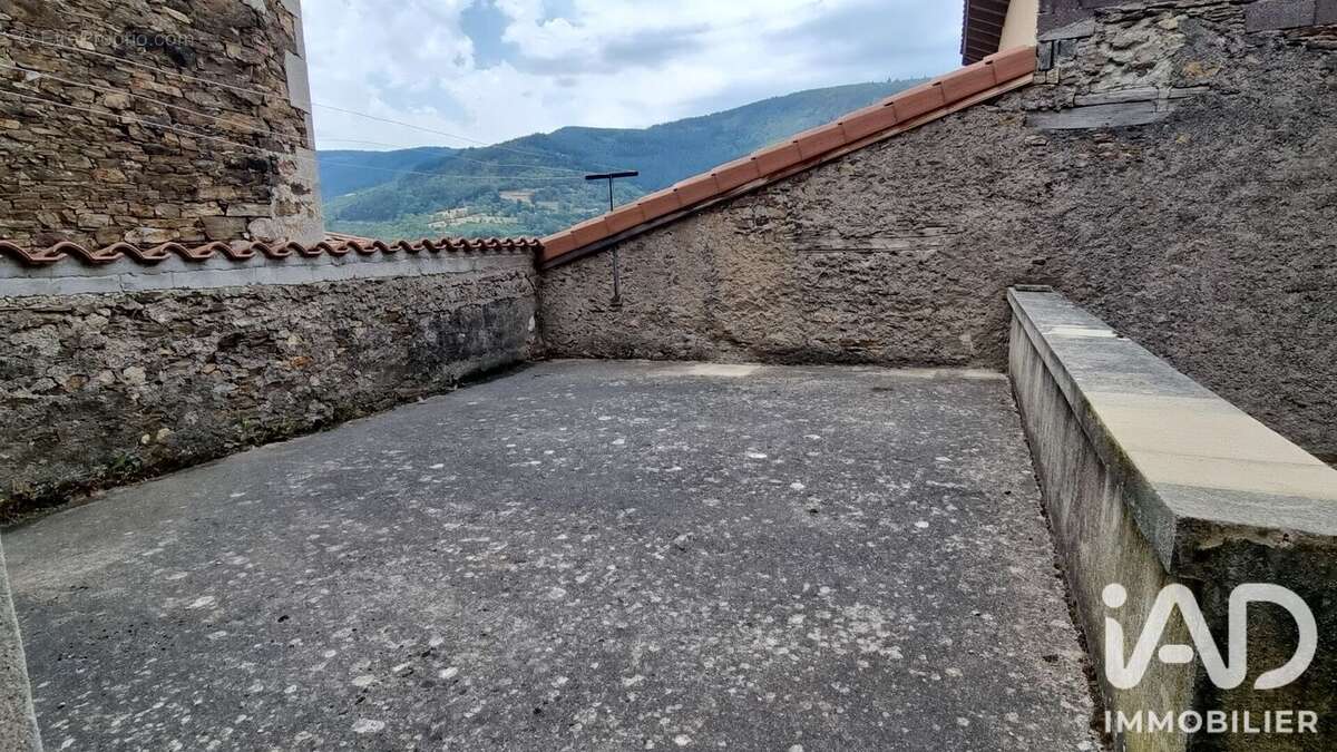 Maison 156 m² à La Valla-En-Gier  - photo 5