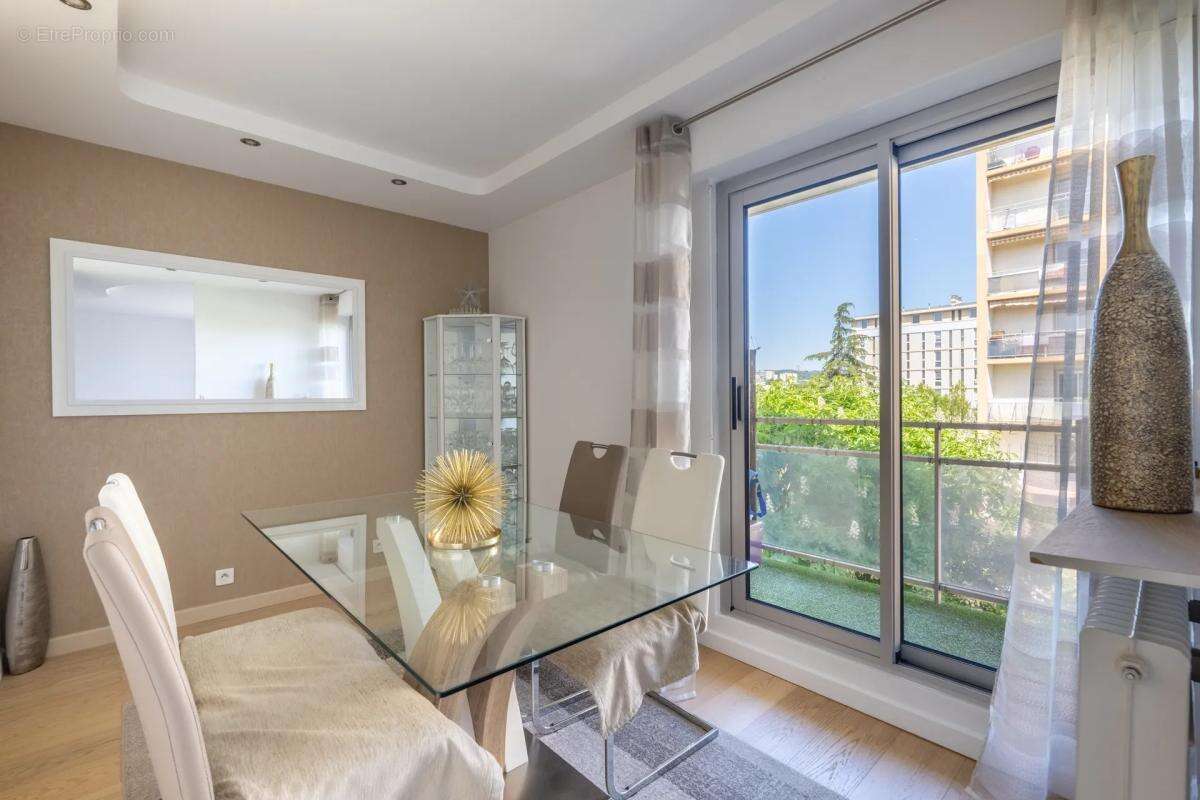 Appartement à EAUBONNE