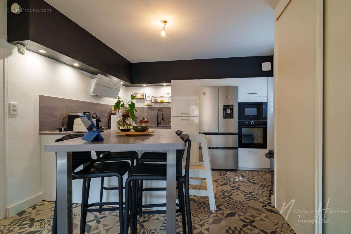 Maison 138 m² à Limoges  - photo 3