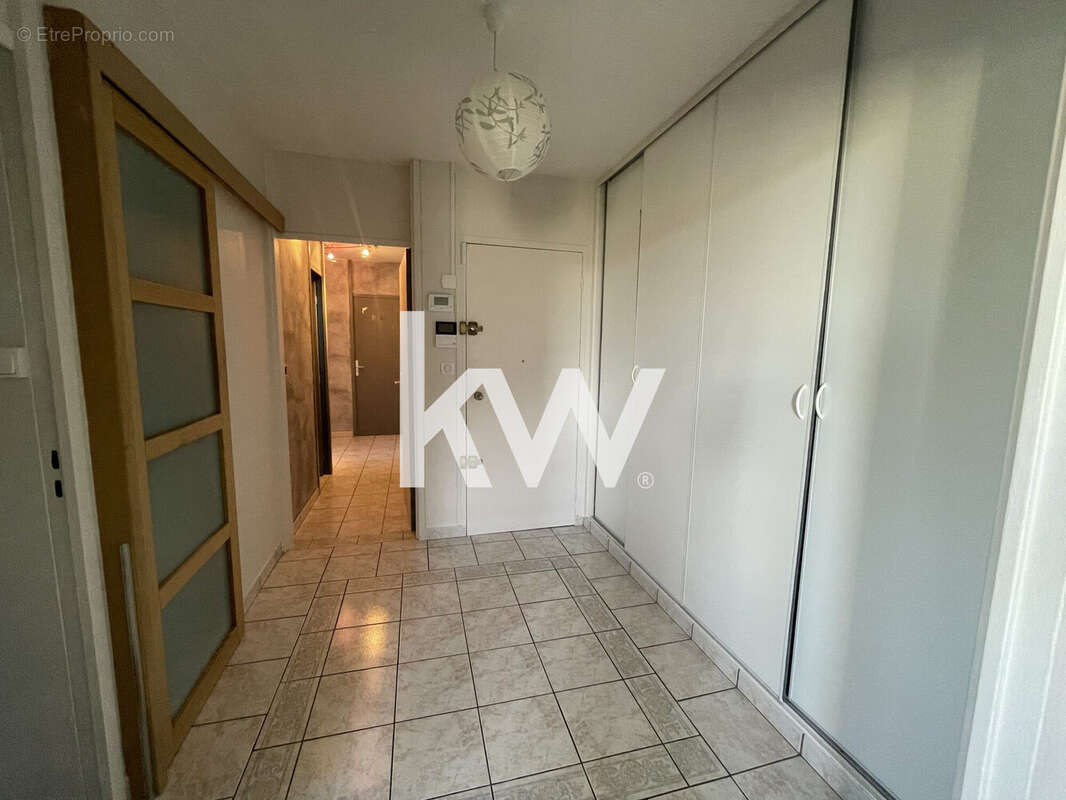 Appartement 67 m² à Sorbiers  - photo 9