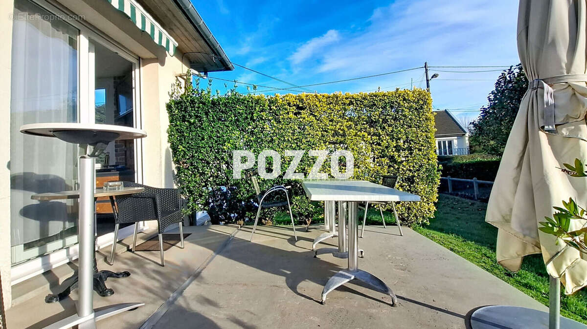 Maison à COURSEULLES-SUR-MER