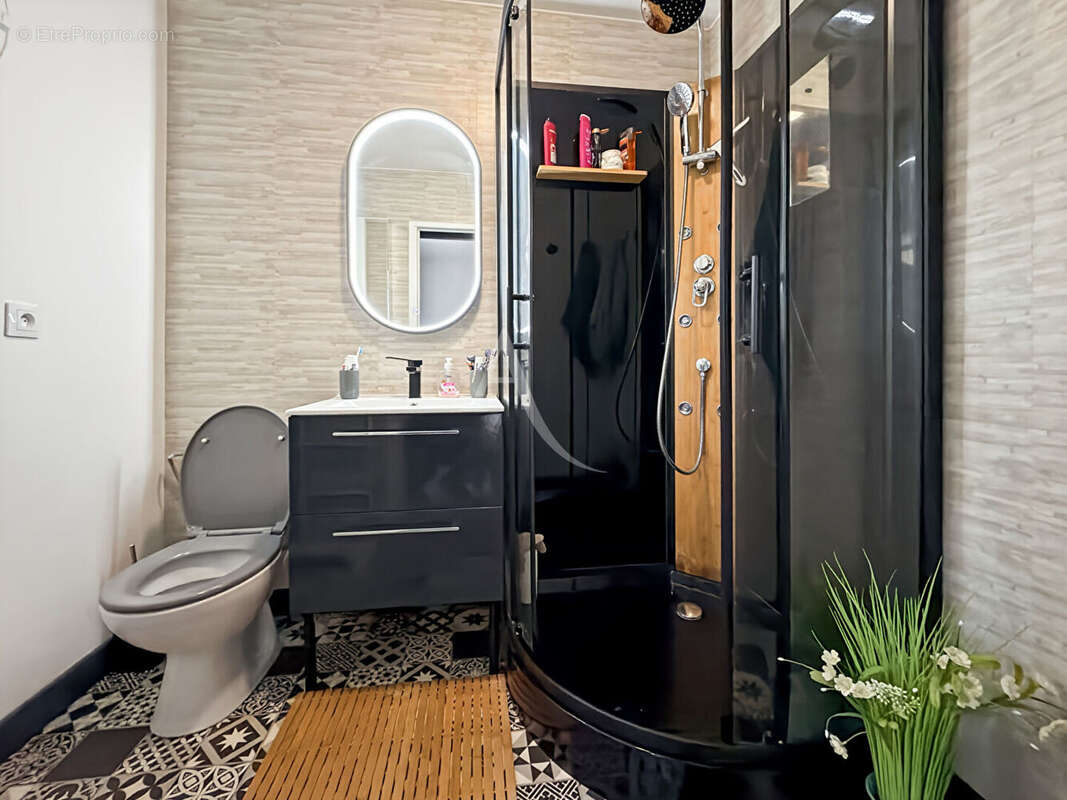 Maison à JOUY-LE-MOUTIER