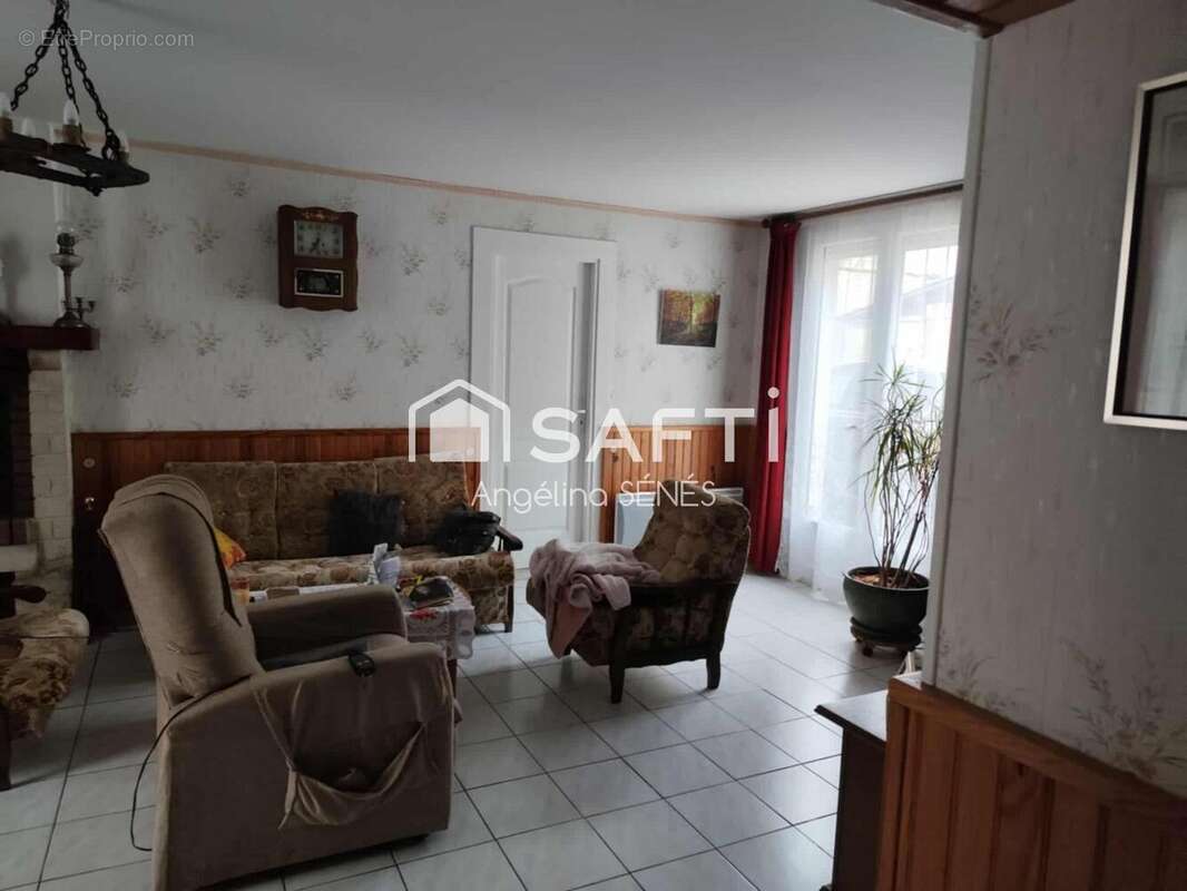 Maison 270 m² à Cherbonnieres  - photo 4