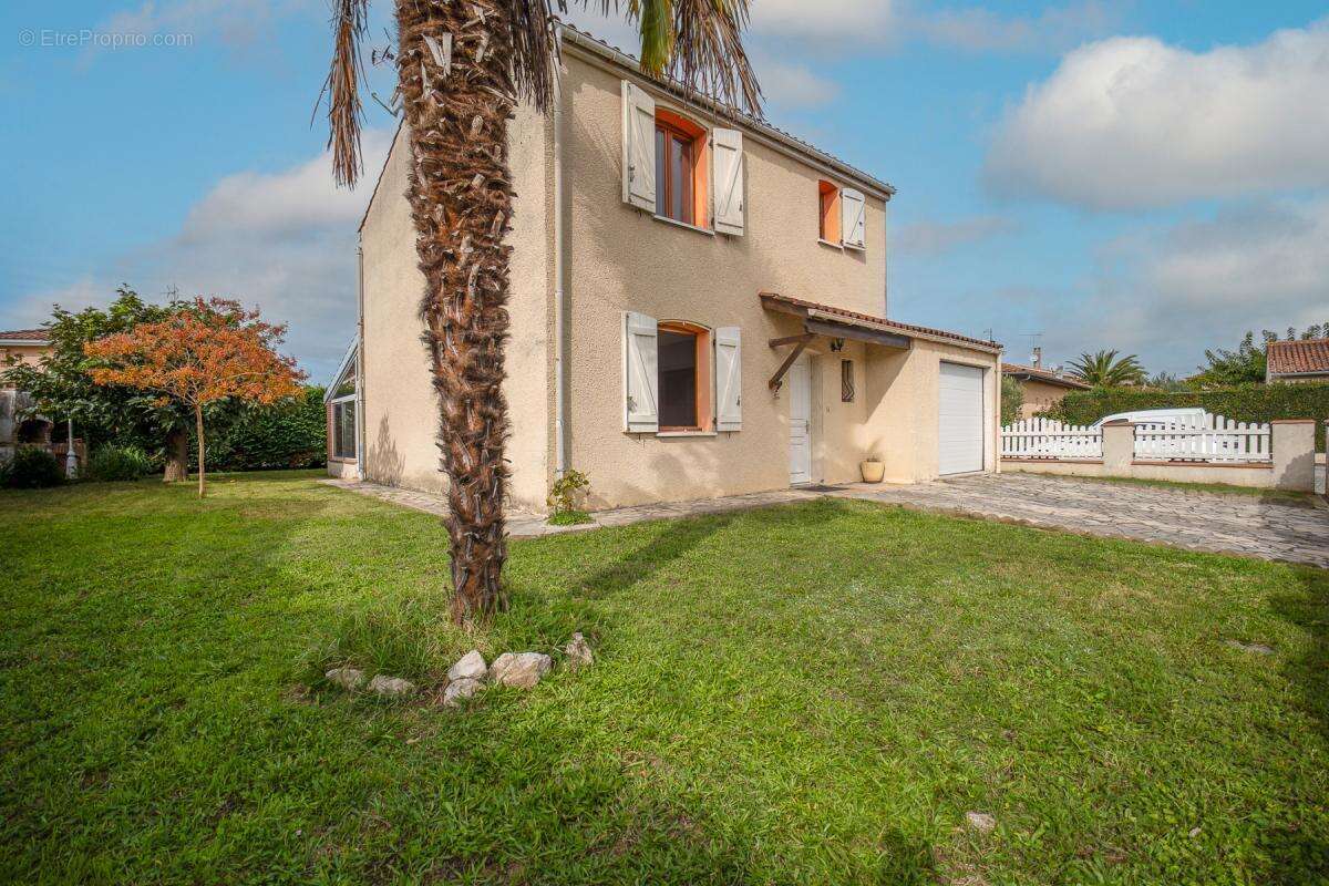 Maison à VERDUN-SUR-GARONNE