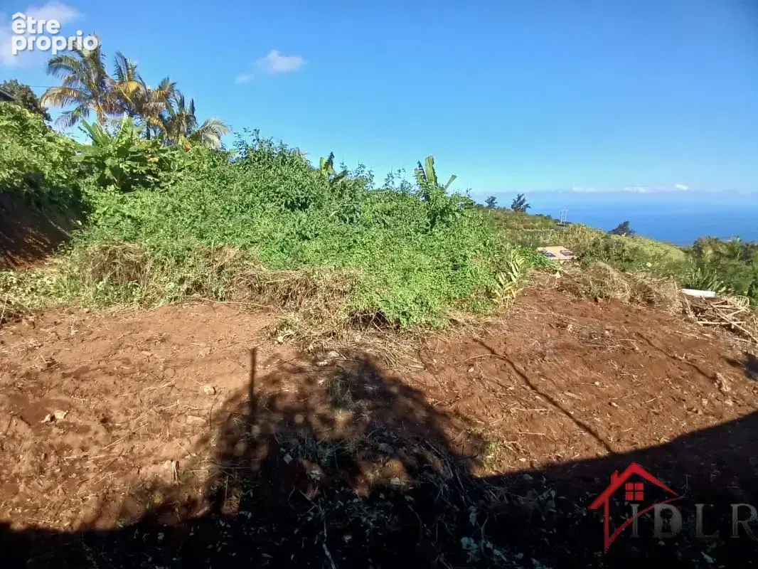 En EXCLUSIVITÉ : Terrain constructible de 1 333 m2 avec vue - photo 5