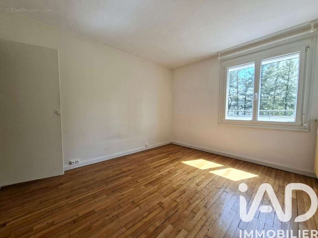 Appartement 54 m² à Tours  - photo 7