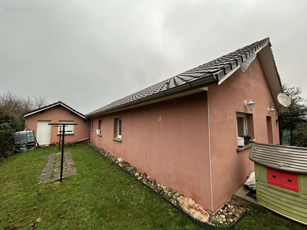 Maison à MAGNY-VERNOIS