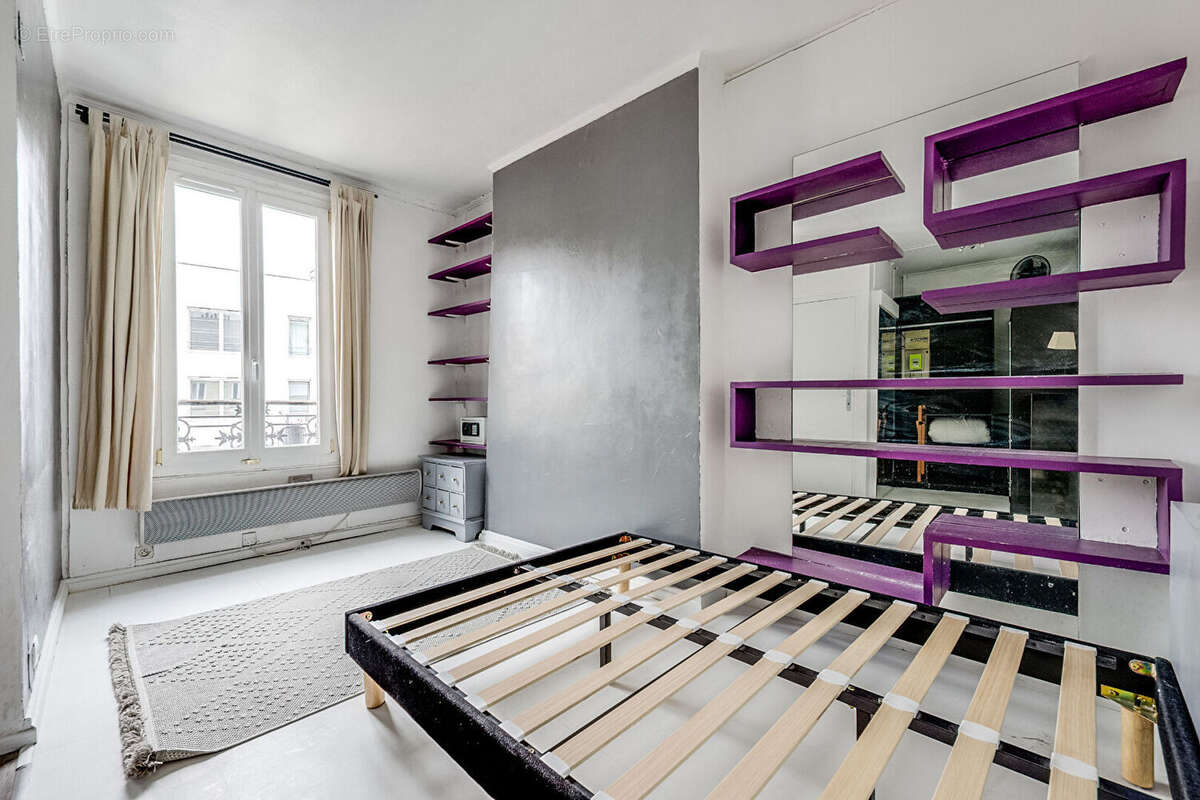 Appartement à PARIS-14E