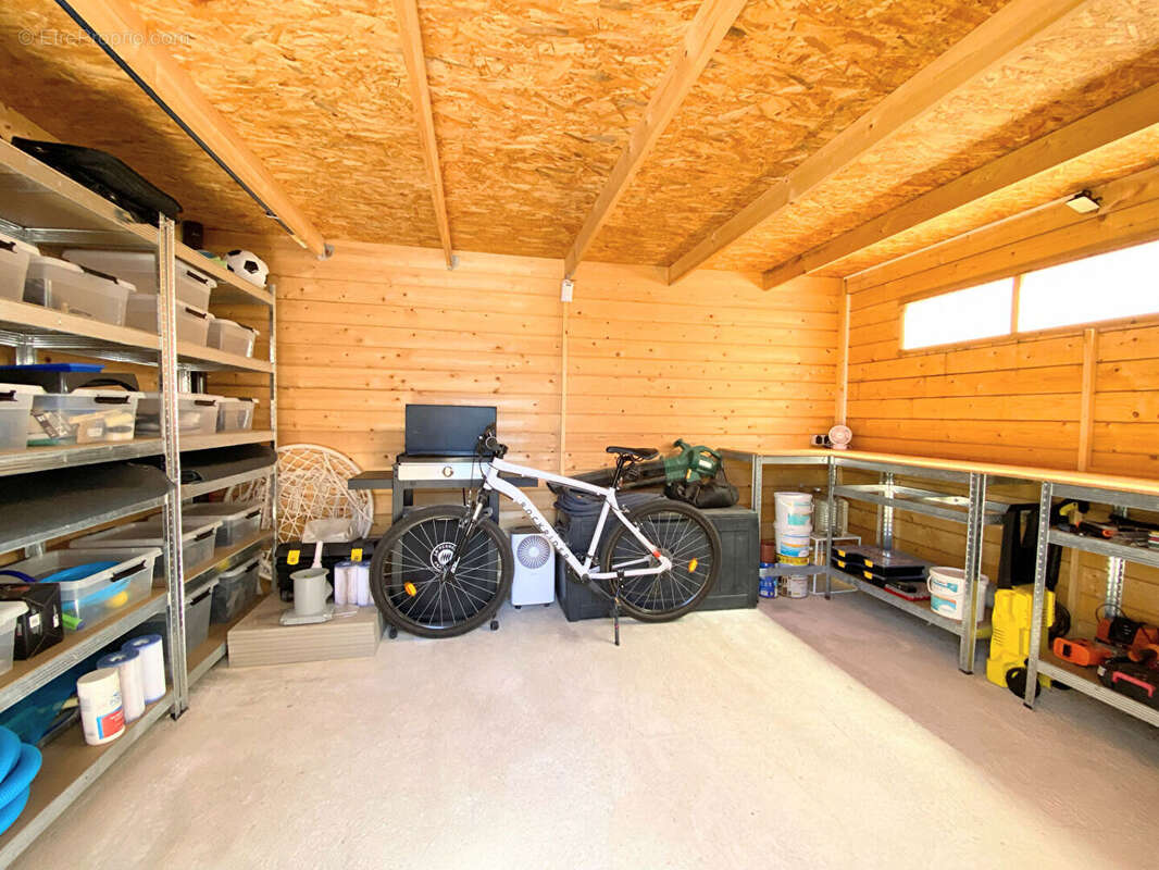 Maison à VIOLES