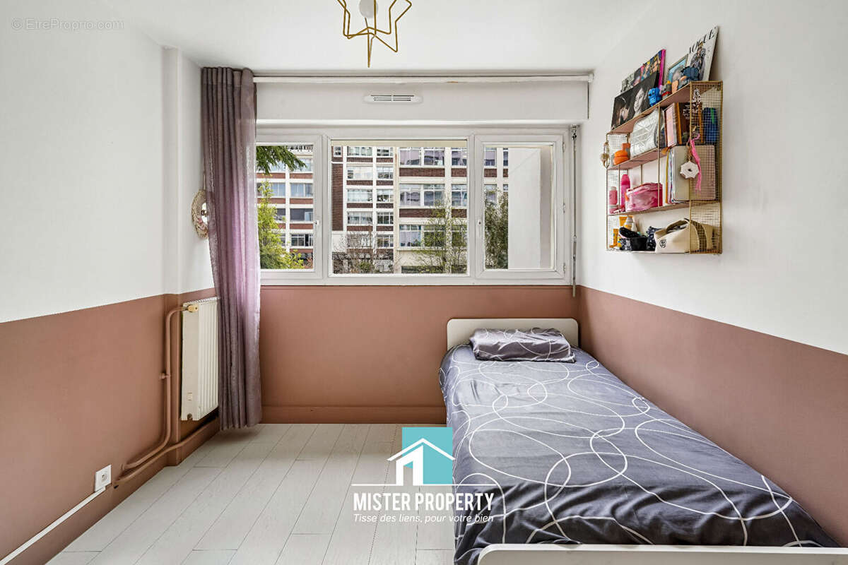 Appartement à LEVALLOIS-PERRET