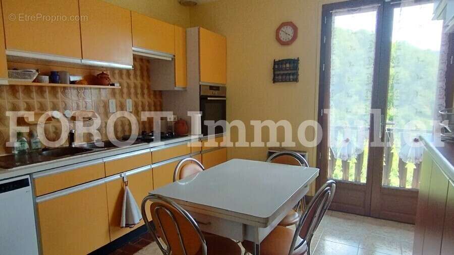 Maison à SAINT-MARTIN-DE-VALAMAS