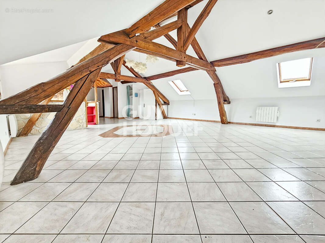 Appartement à CHAUMES-EN-BRIE