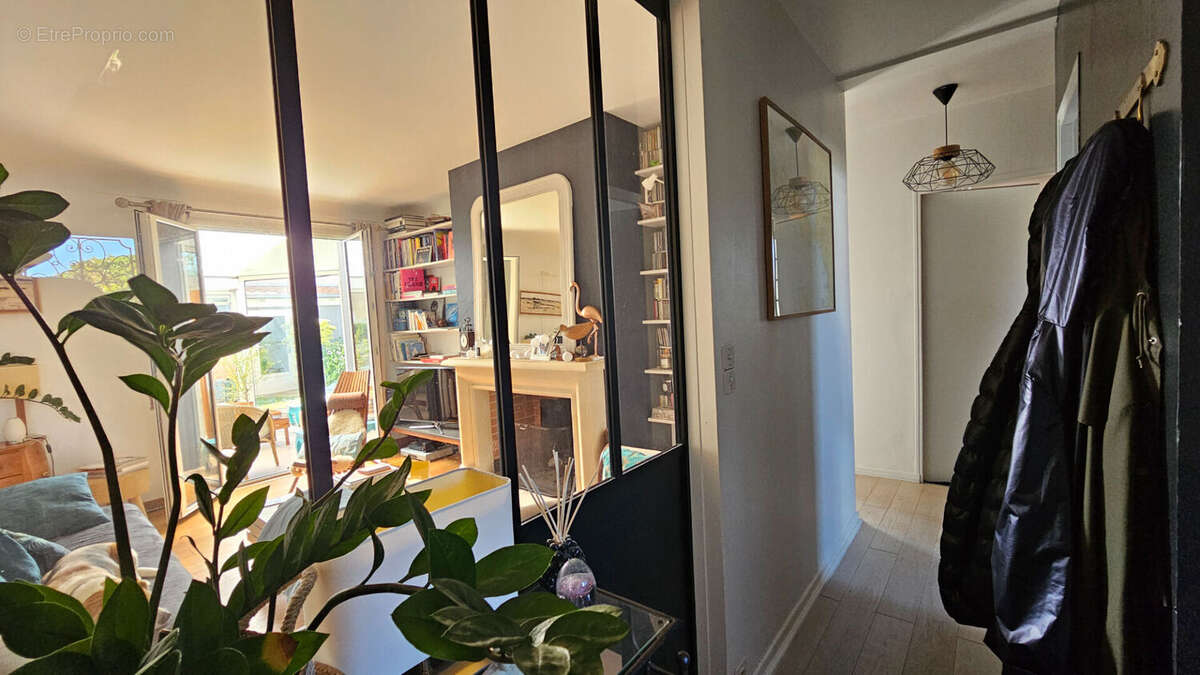 Maison à SAINT-SEBASTIEN-SUR-LOIRE