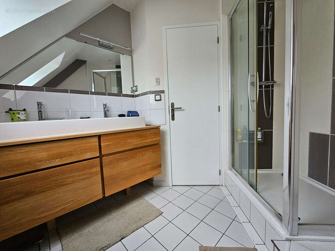 Maison à FRANQUEVILLE-SAINT-PIERRE