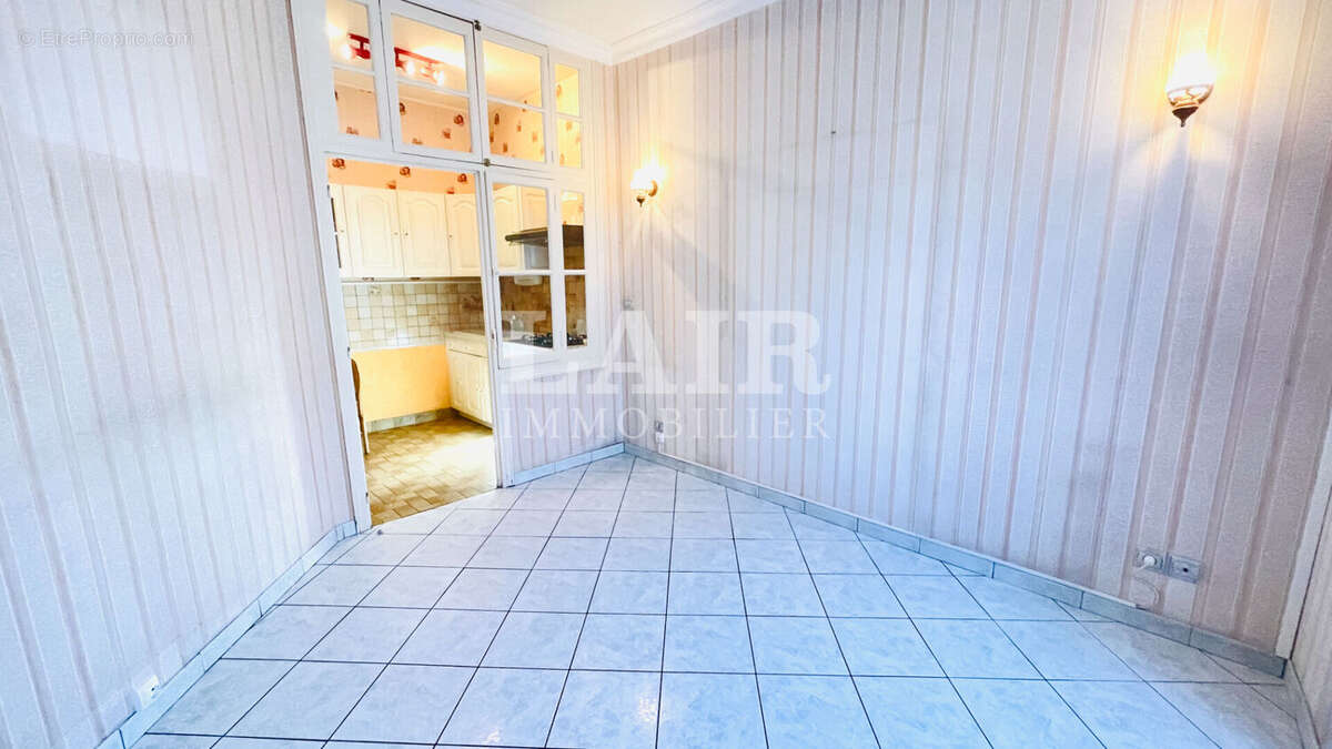 Maison à FRESNAY-SUR-SARTHE