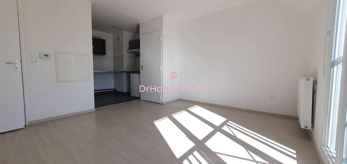 Appartement 40 m² à Persan  - photo 3