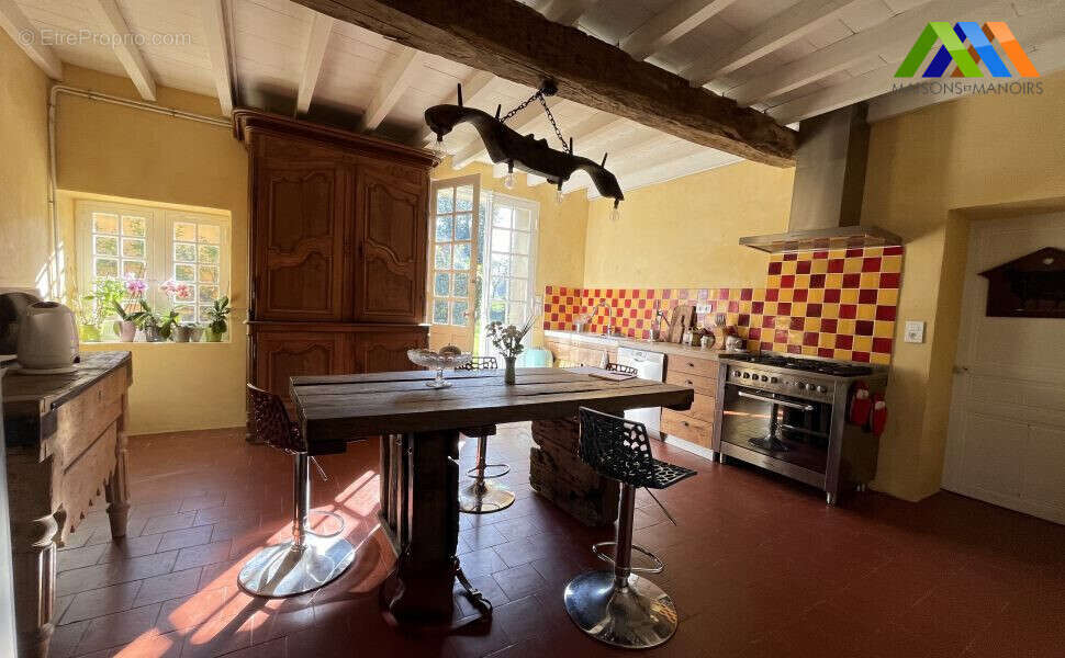 Maison 275 m² à Hagetmau  - photo 6