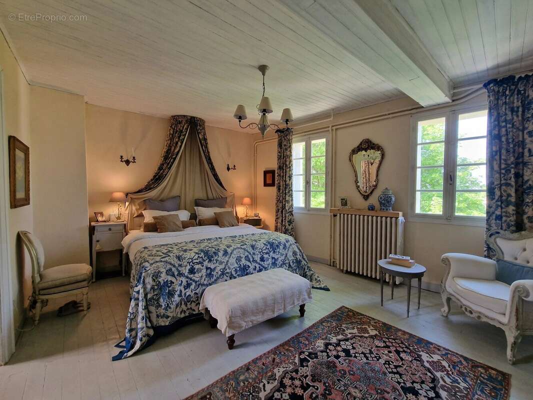 Appartement à SIGOULES