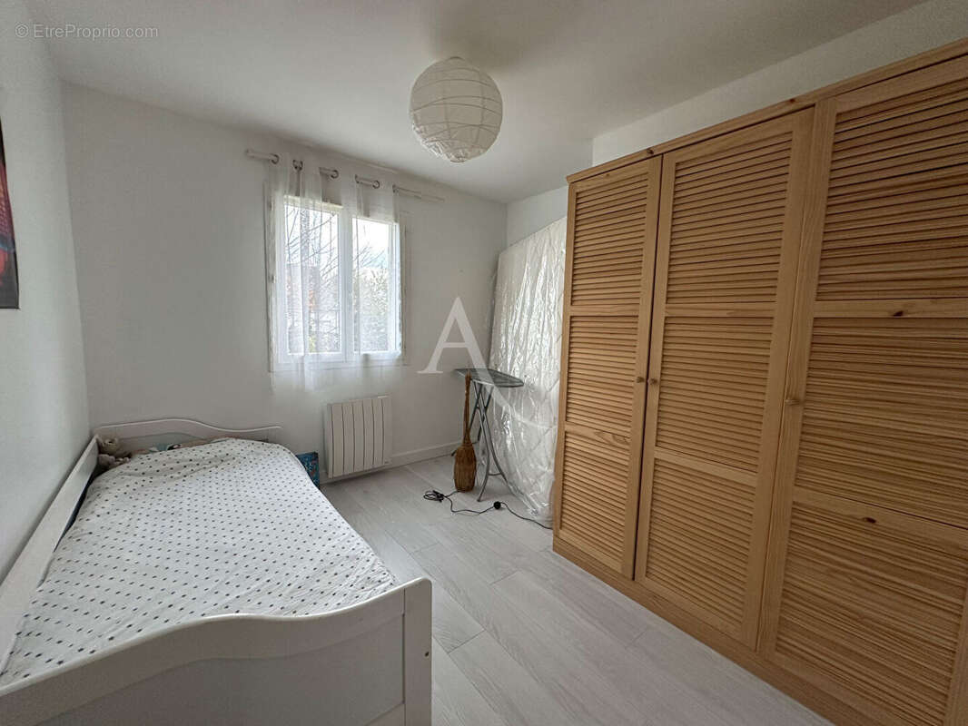 Maison à CINQ-MARS-LA-PILE