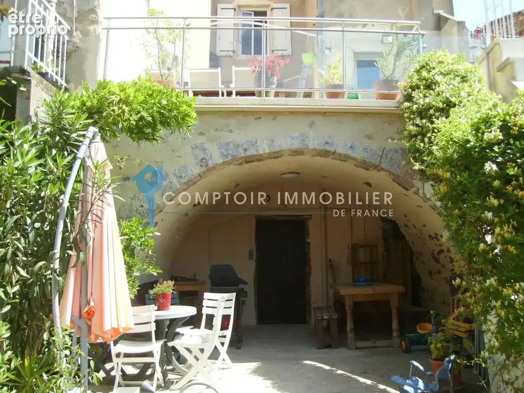 Charmante maison de rue avec jardin - photo 2