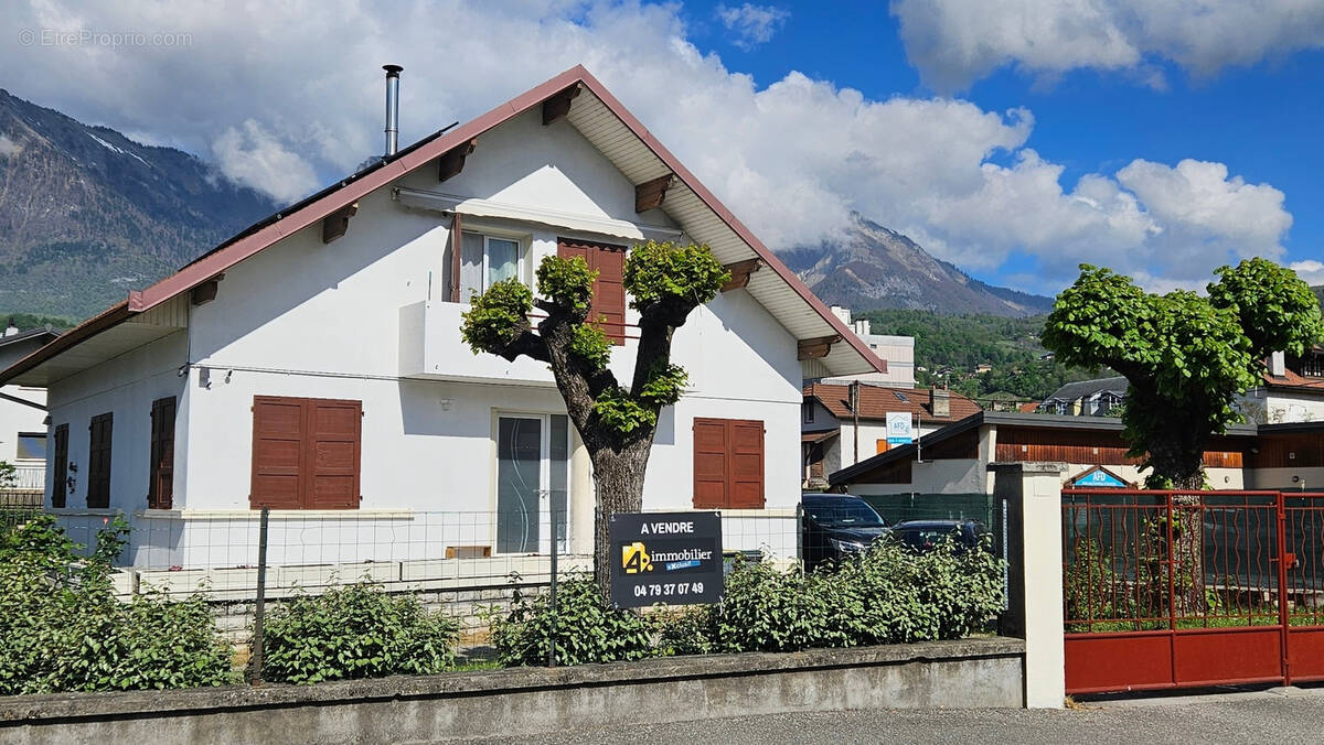 Maison à ALBERTVILLE