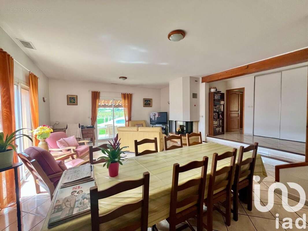 Photo 5 - Maison à COURSAN