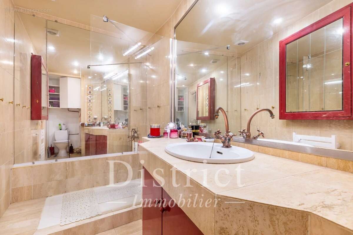 Appartement à PARIS-4E