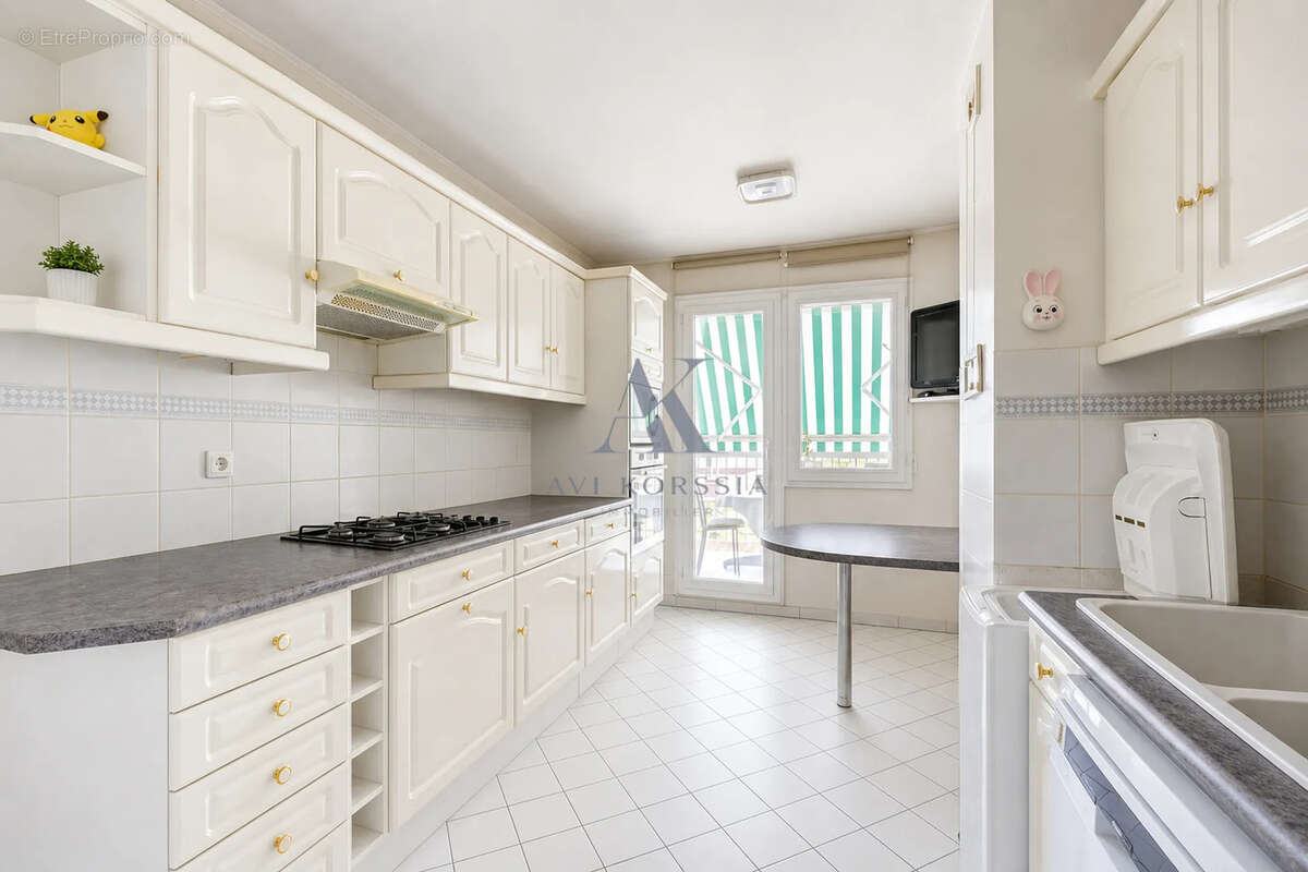 Lyon 7e   Appartement T5 89 m2 avec terrasse et vue panoramique - photo 2