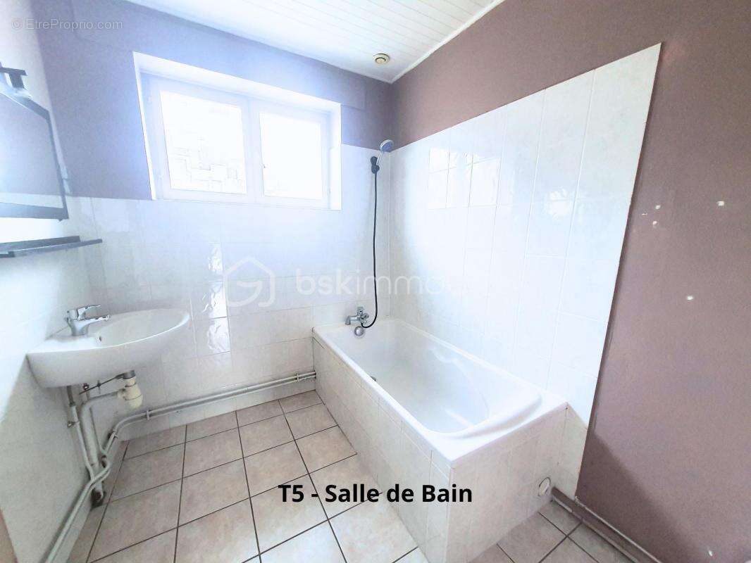 Appartement à CHATILLON-SUR-CHALARONNE