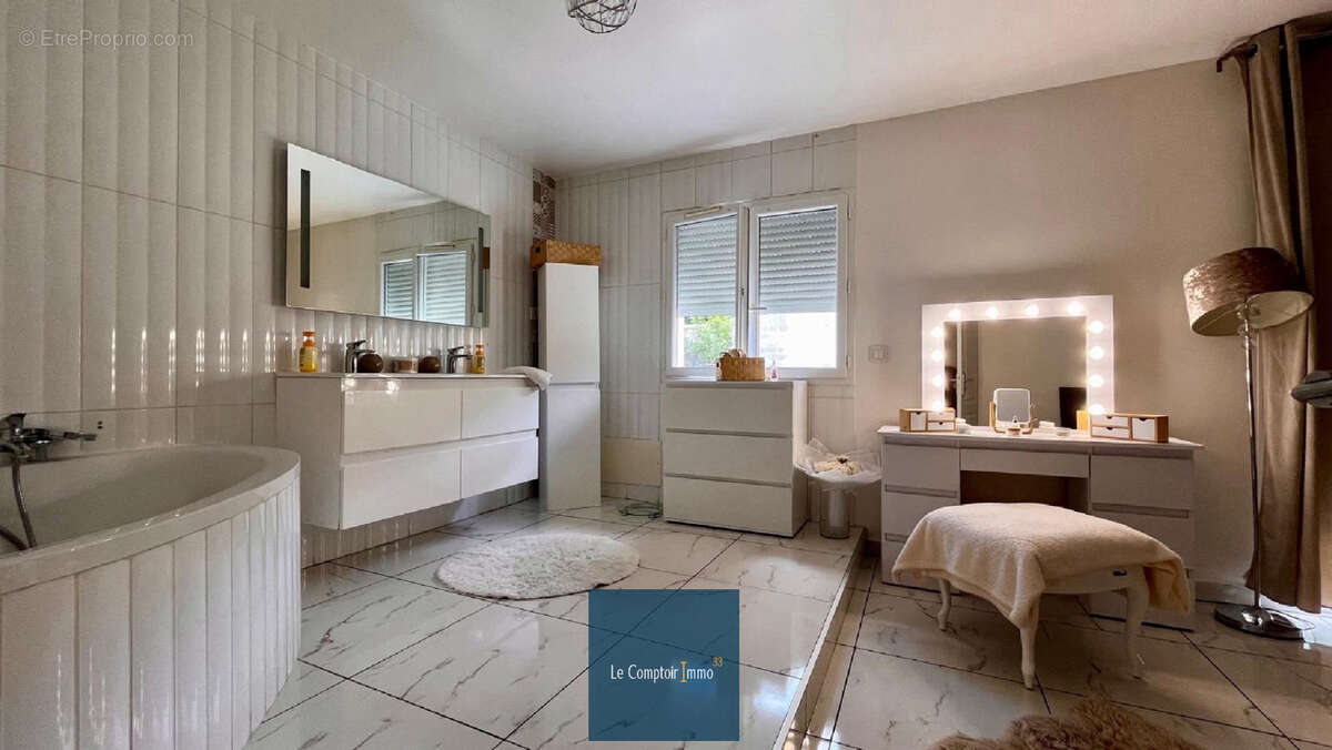 Maison en parfait état à Sainte-Eulalie 33 avec Le Comptoir Immo 33 - photo 10