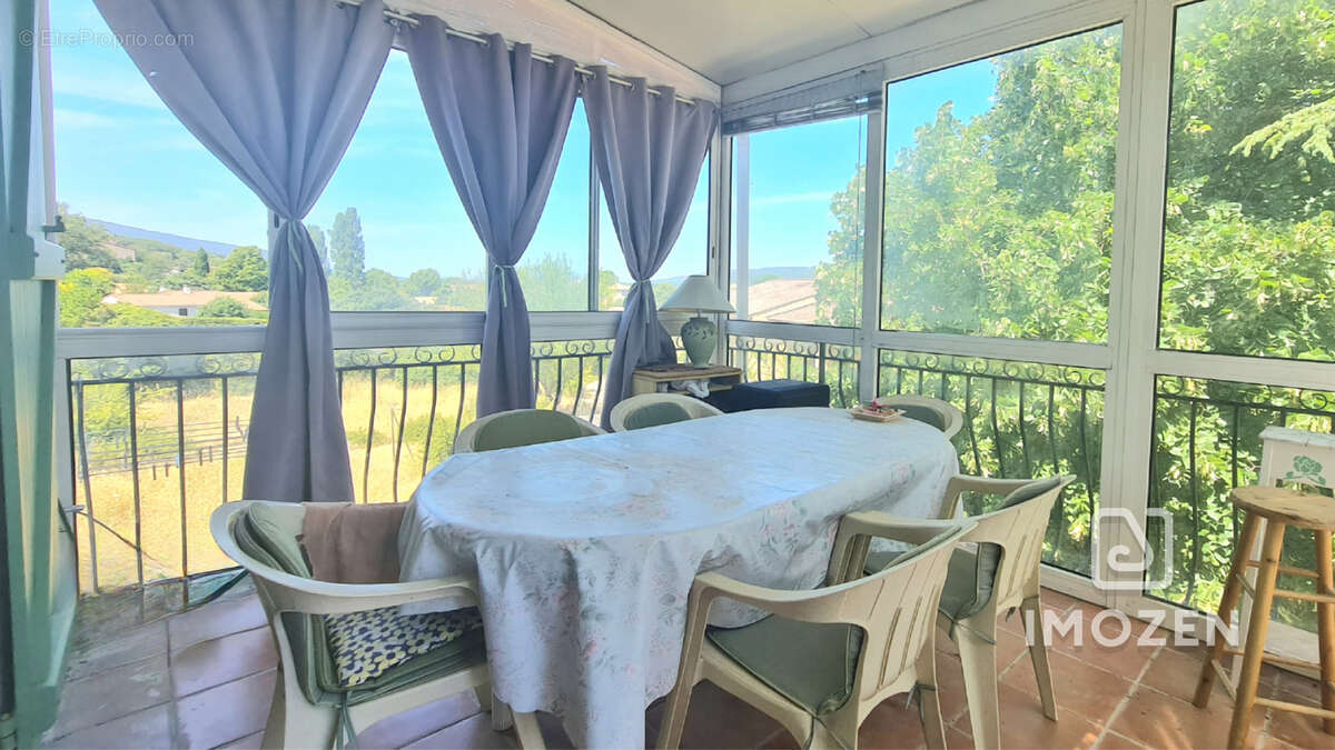 Appartement à BRIGNOLES