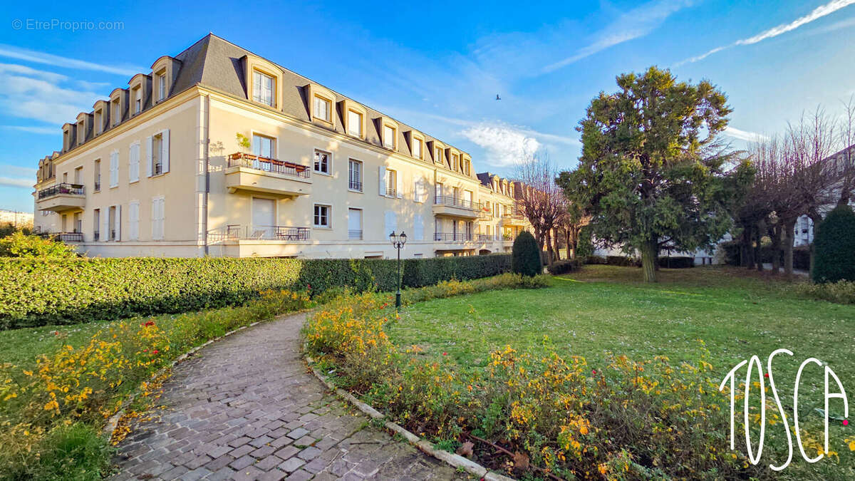 Appartement à THIAIS