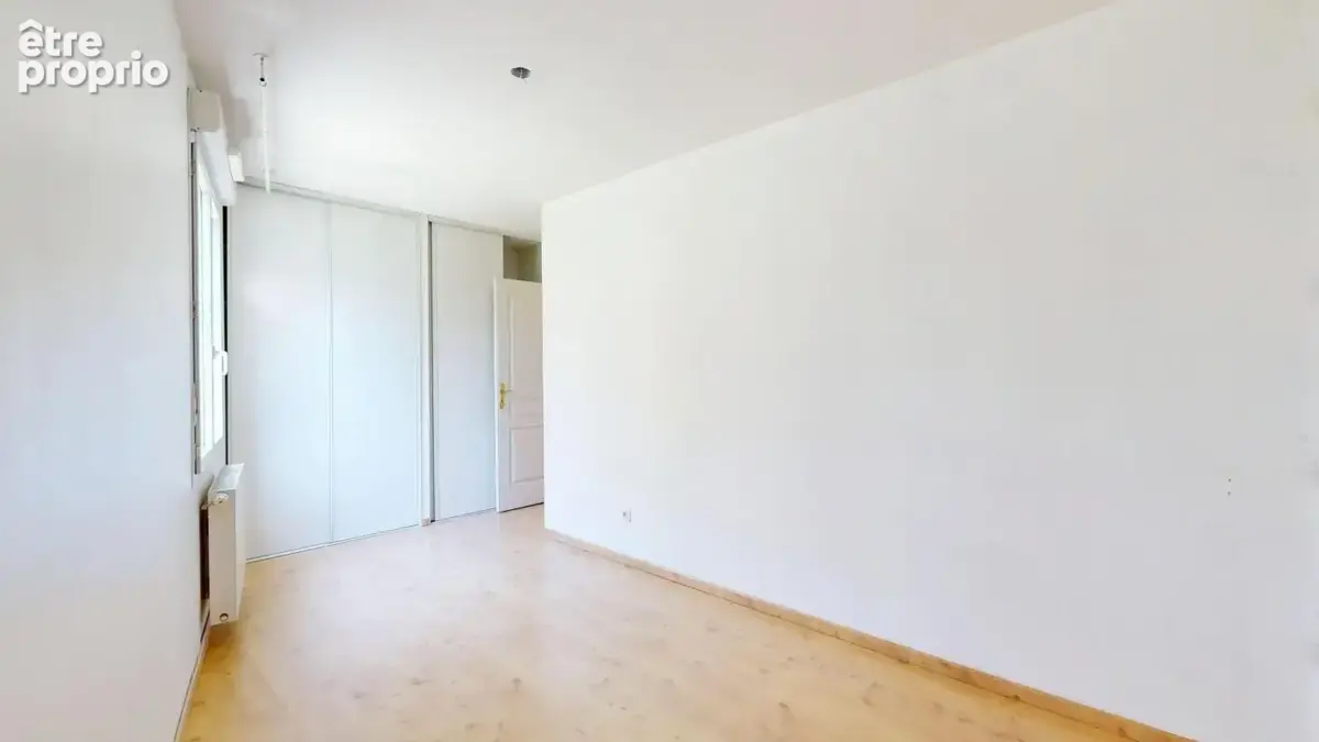 Lyon 9 - Vaise  T3 lumineux de 70.79m² avec balcon, cave et garage en option ! - photo 11