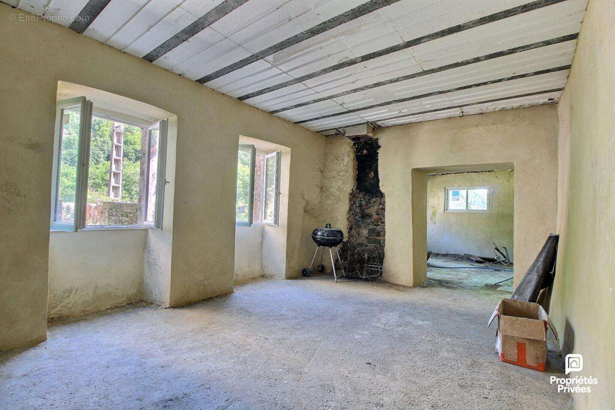 Maisons à rénover de 244 m2 sur Barnas - photo 8