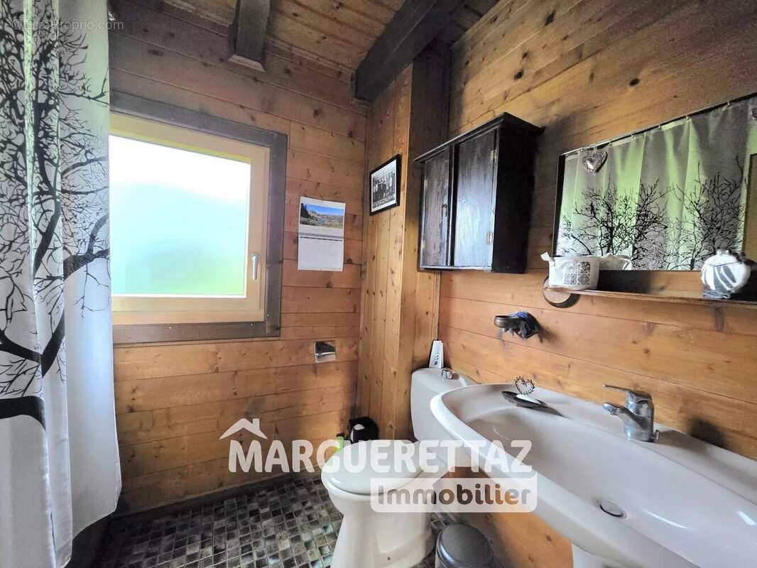 Maison à VIUZ-EN-SALLAZ