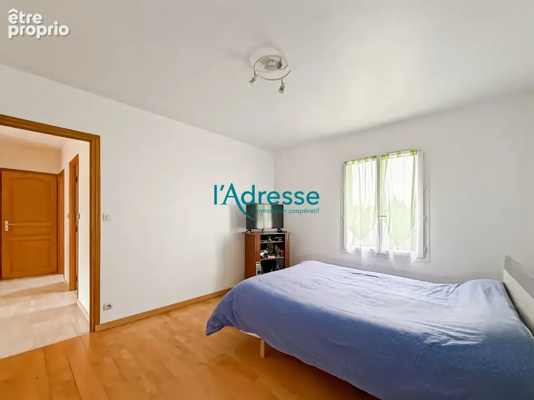 Maison familiale Bouafle de 118m² et 4 chs - photo 15