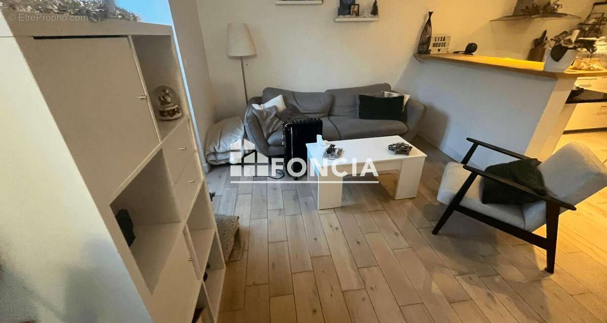 Appartement à VIZILLE