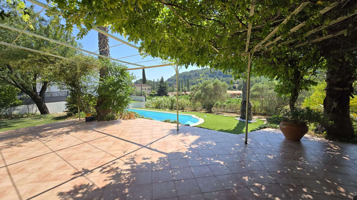 Maison à LE CASTELLET