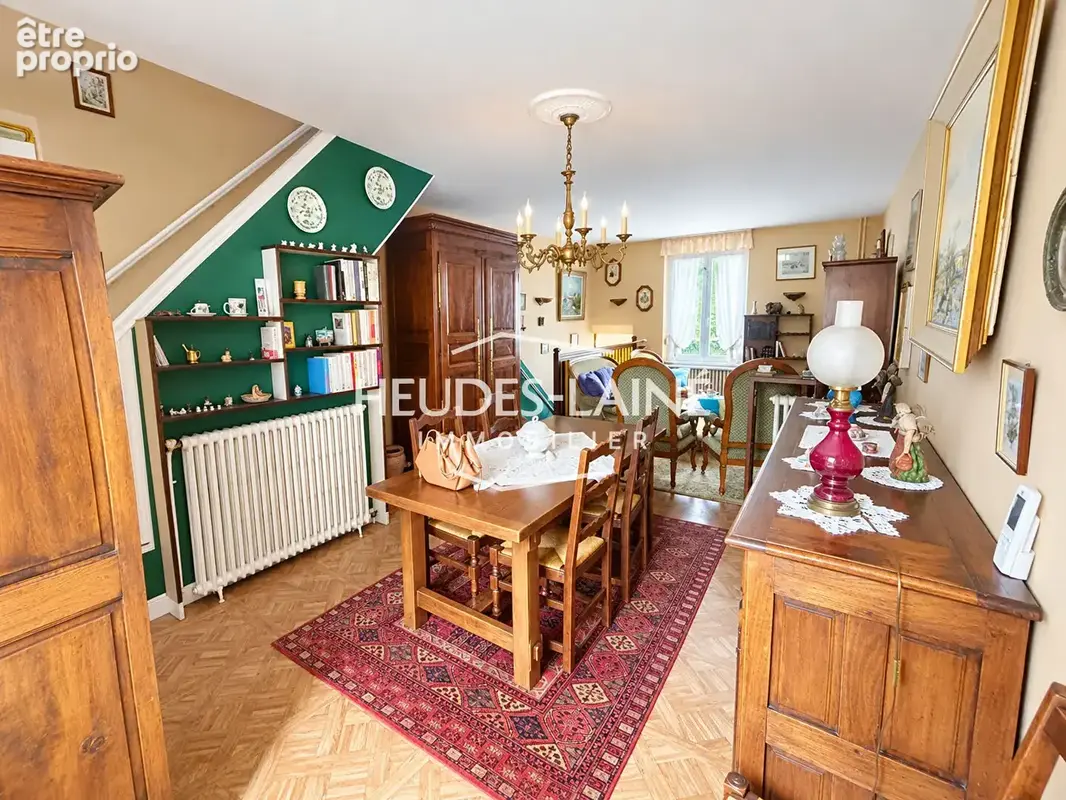 À VENDRE ? Maison de ville atypique au coeur d'Avranches - photo 2